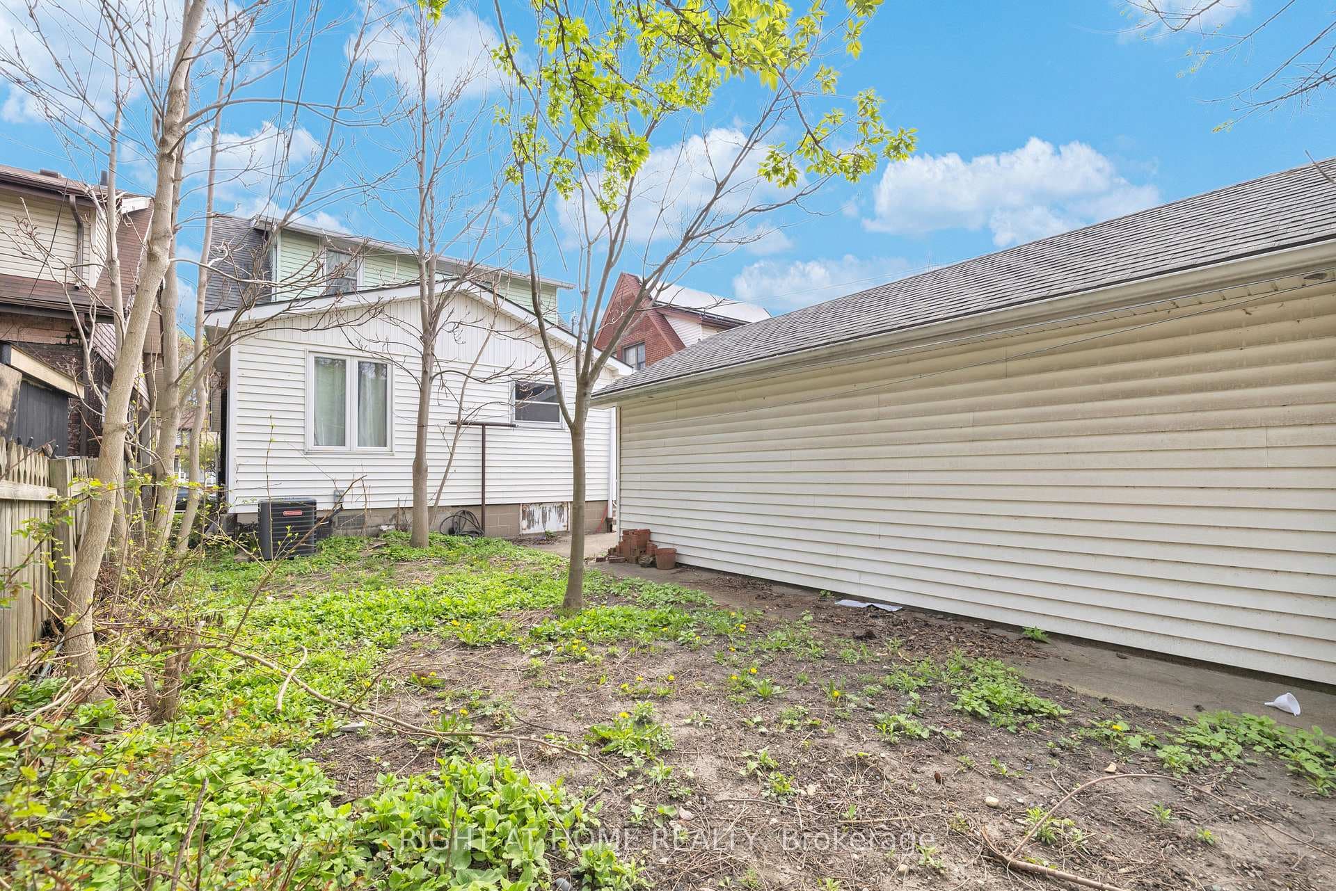 321 Rankin Avenue photo 18