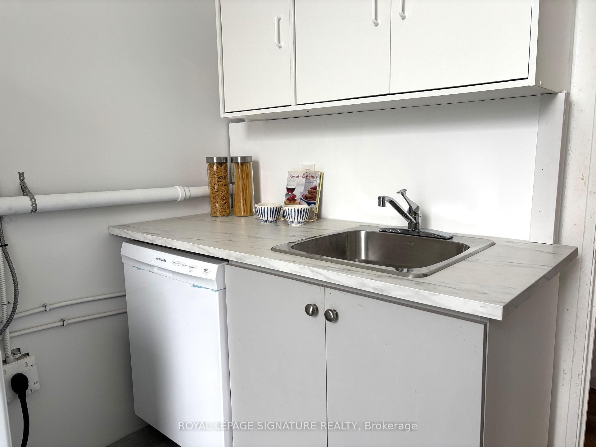 1 Hamilton Street Unit 1 photo 10