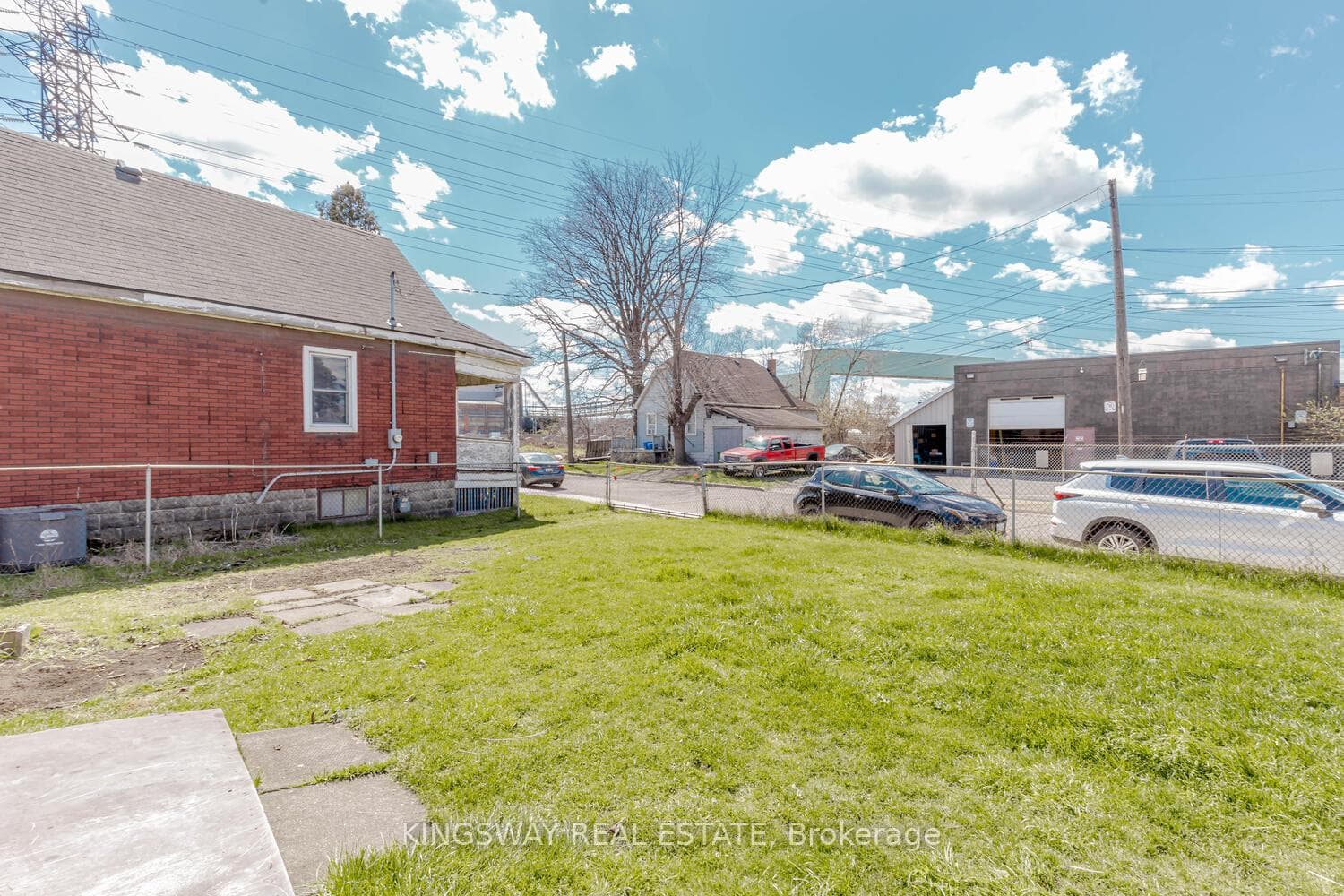526 Beach Road photo 31
