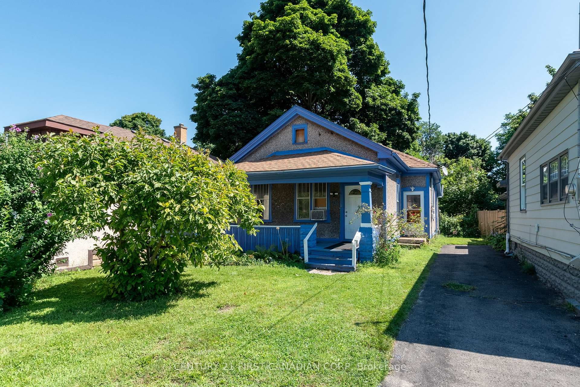 506 Elizabeth Street photo 1