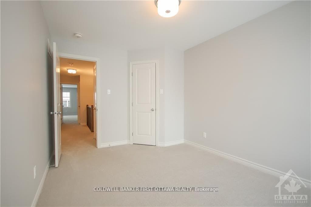 144 ANGELONIA Crescent photo 21