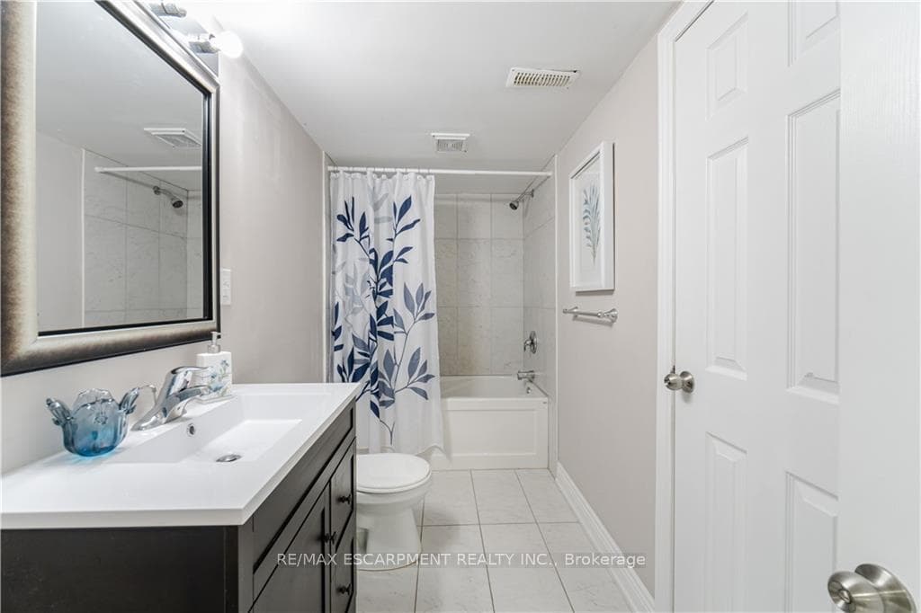 327 East 16th Street photo 32