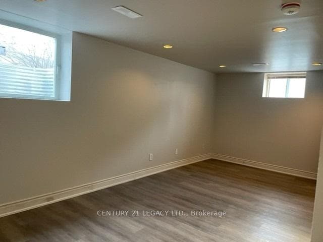 14 Pennington Place Unit (Bsmt) photo 9