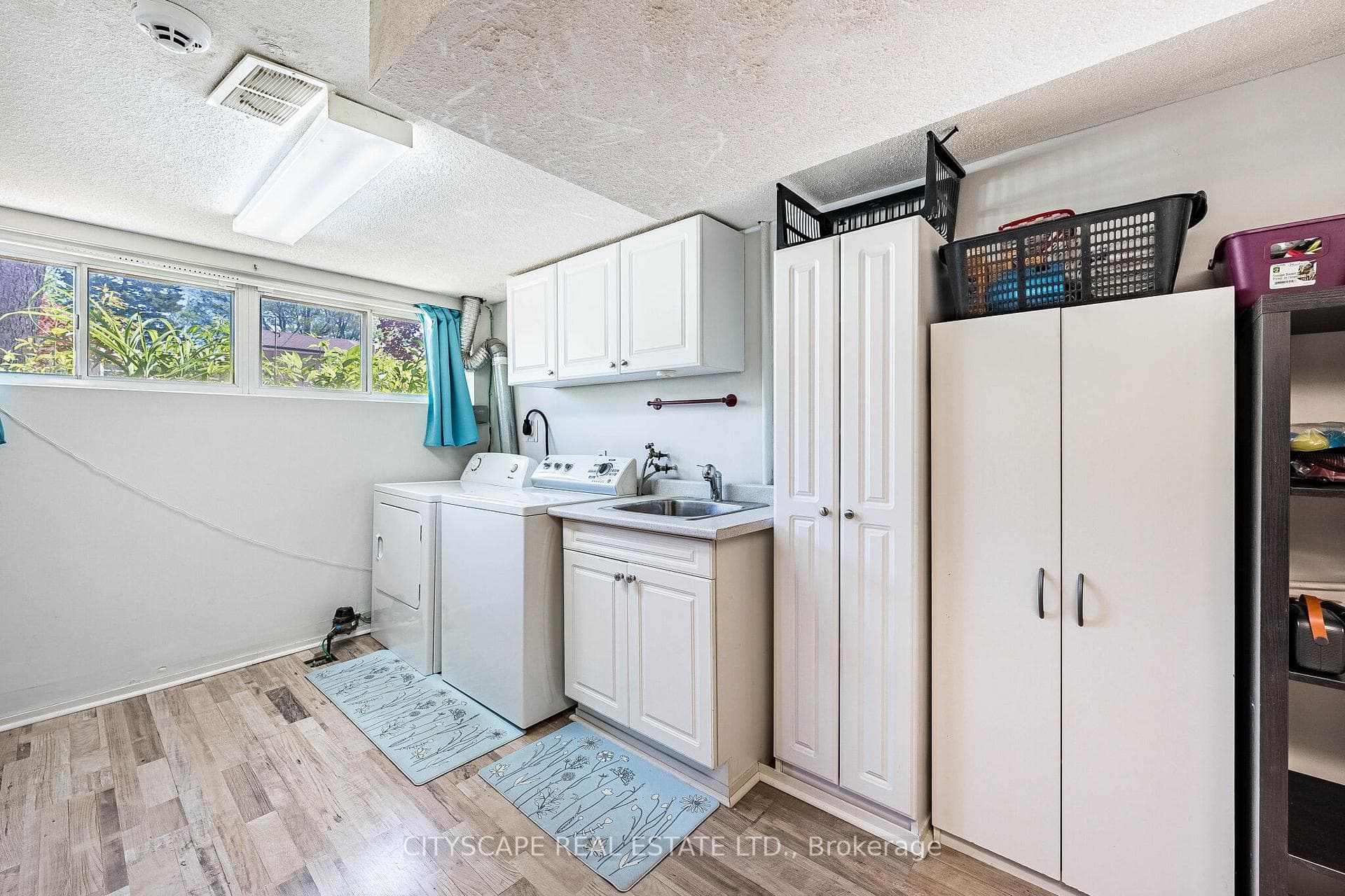 138 Overture Road photo 26