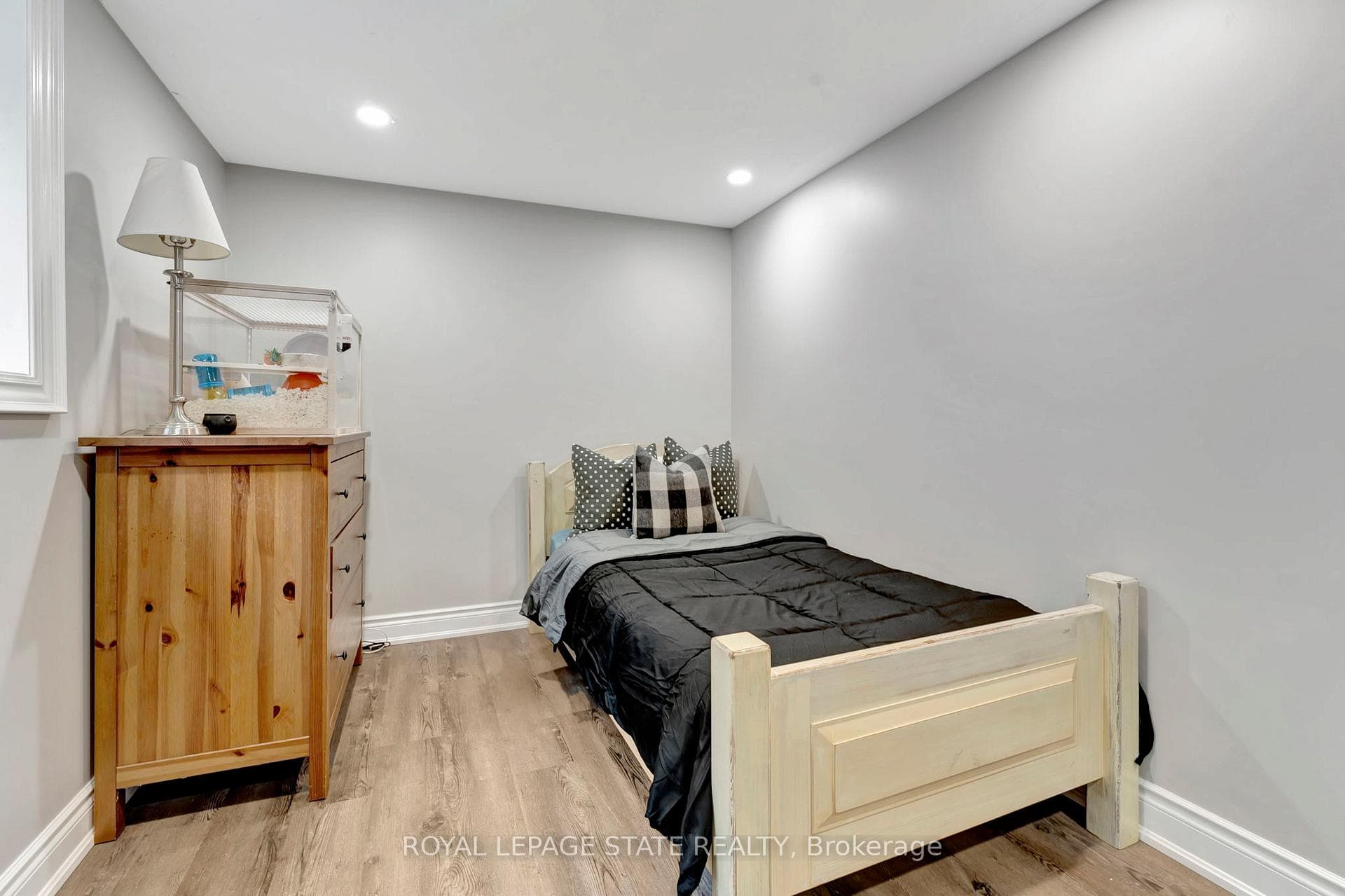 165 Hillcrest Avenue photo 22