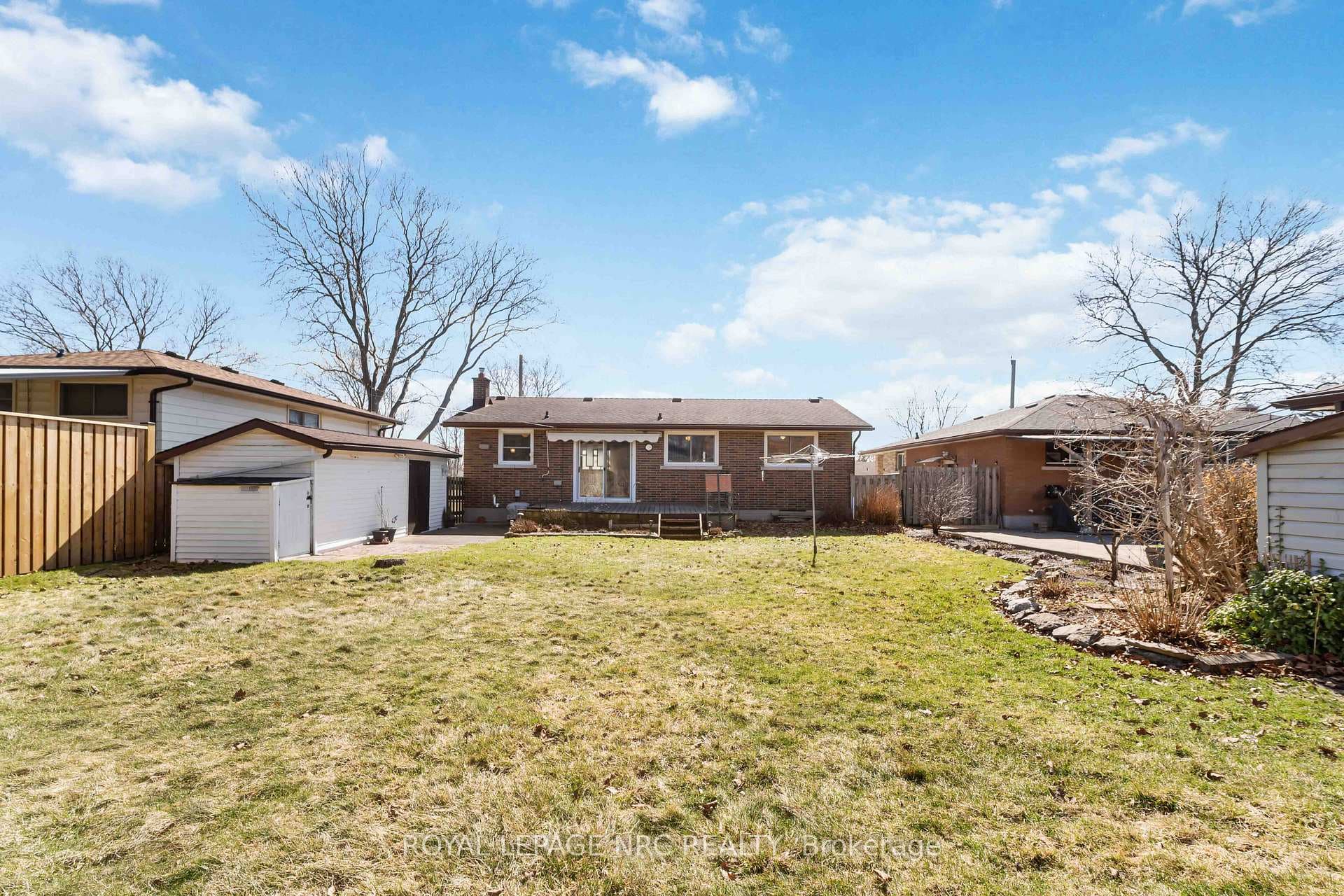 6970 Whitman Avenue photo 37