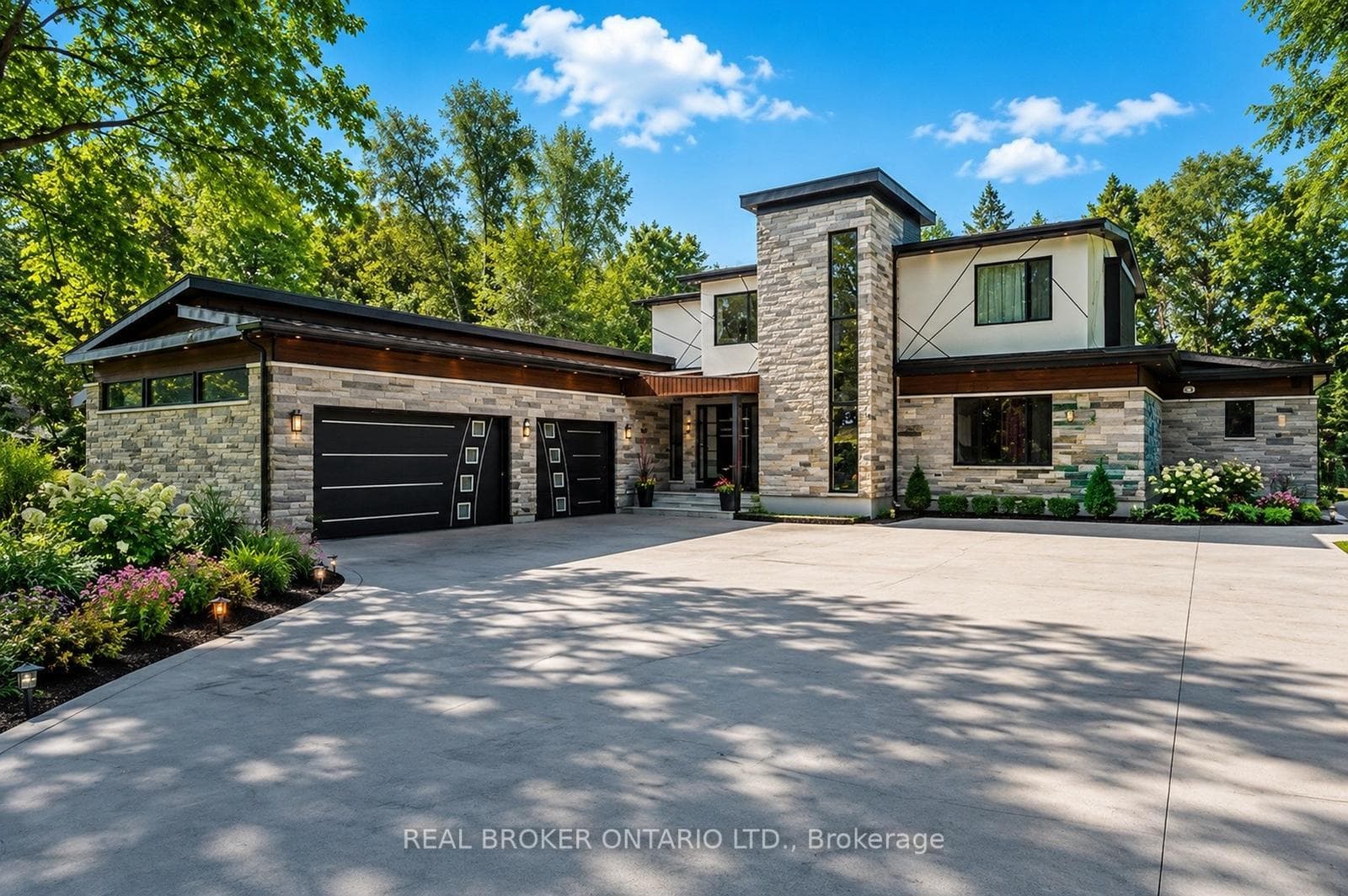6 Campbell Farm Road photo 2