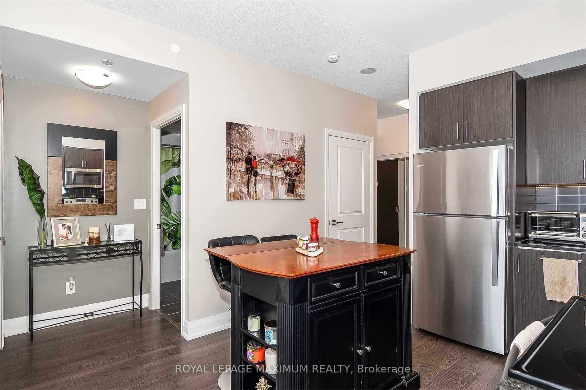 3700 Highway 7 Road Unit 2007 photo 7