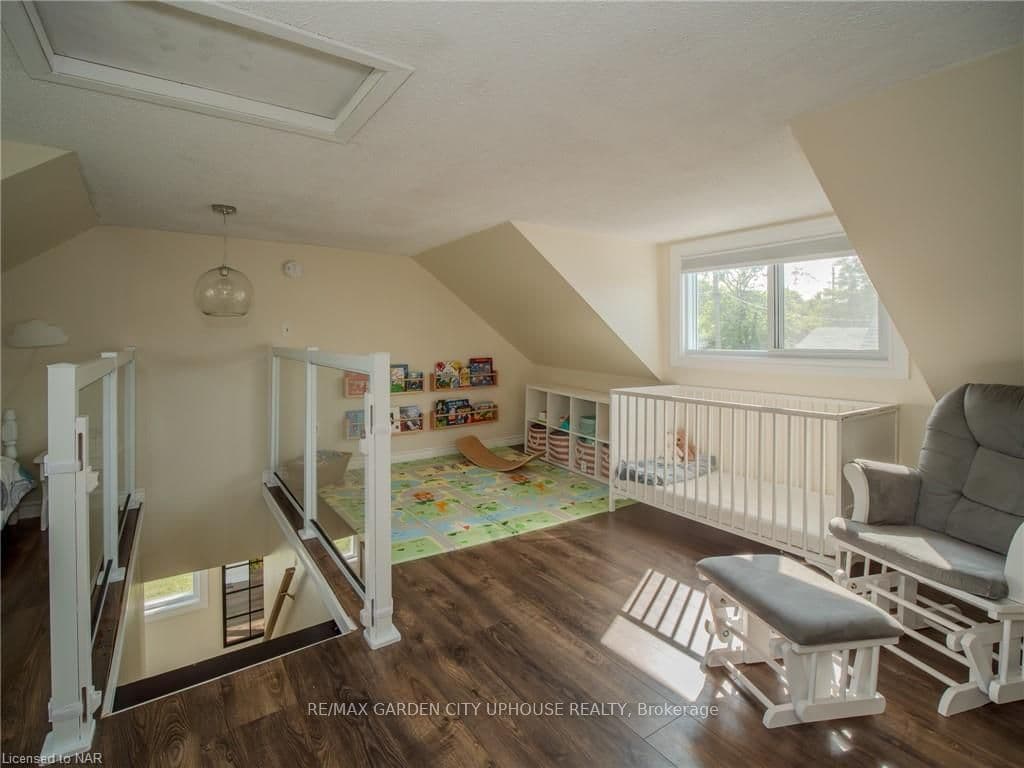 56 KINSEY Street photo 16