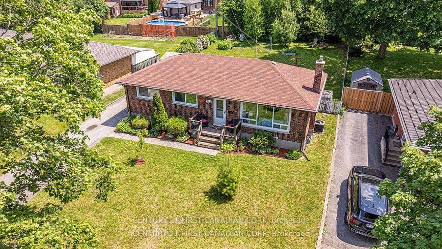 212 King Edward Avenue photo 3