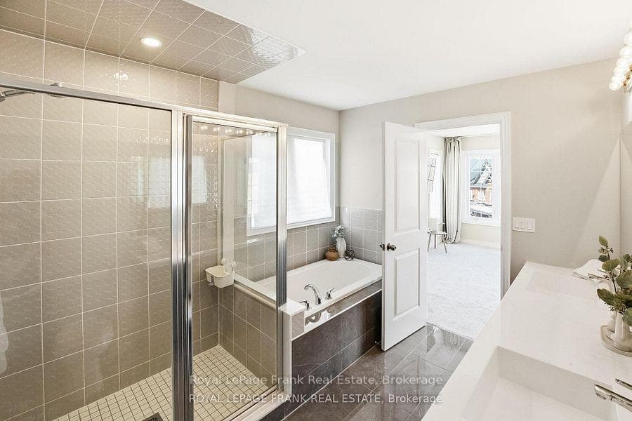 6 Aldridge Lane photo 30