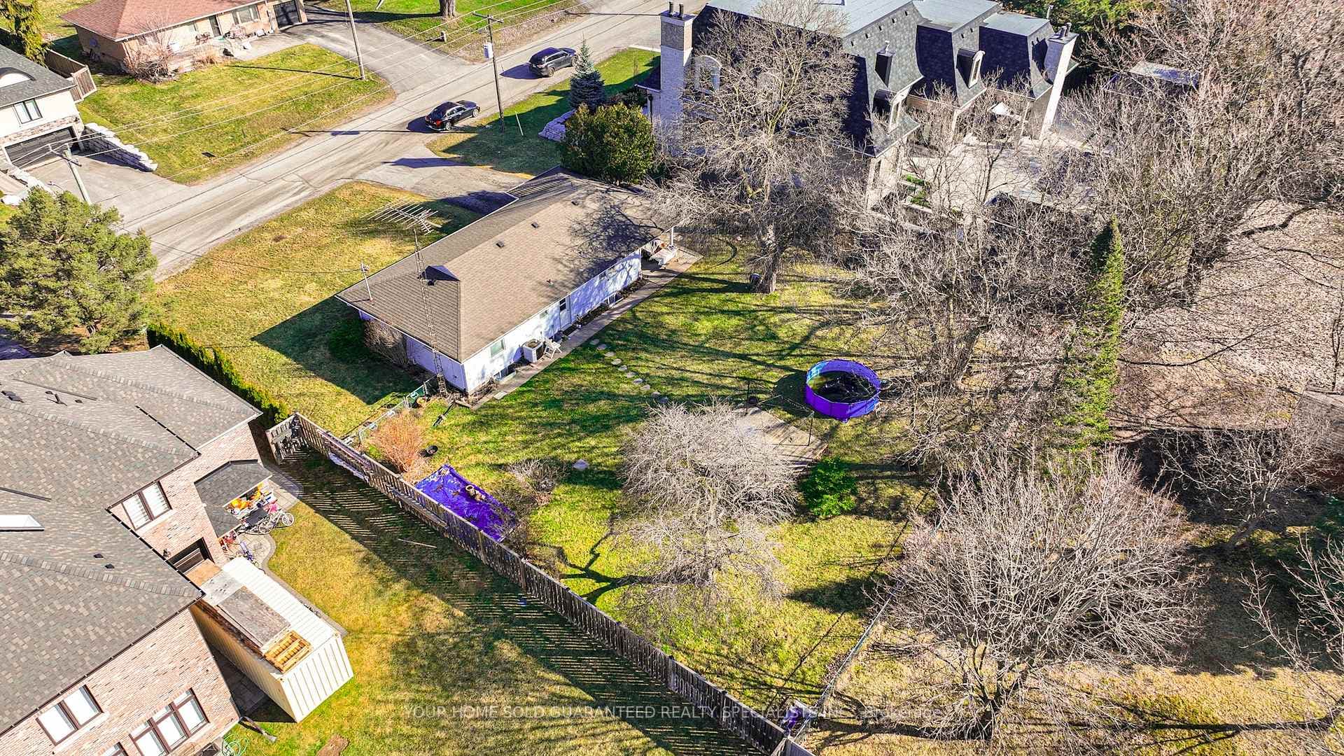 49 Patricia Drive photo 9