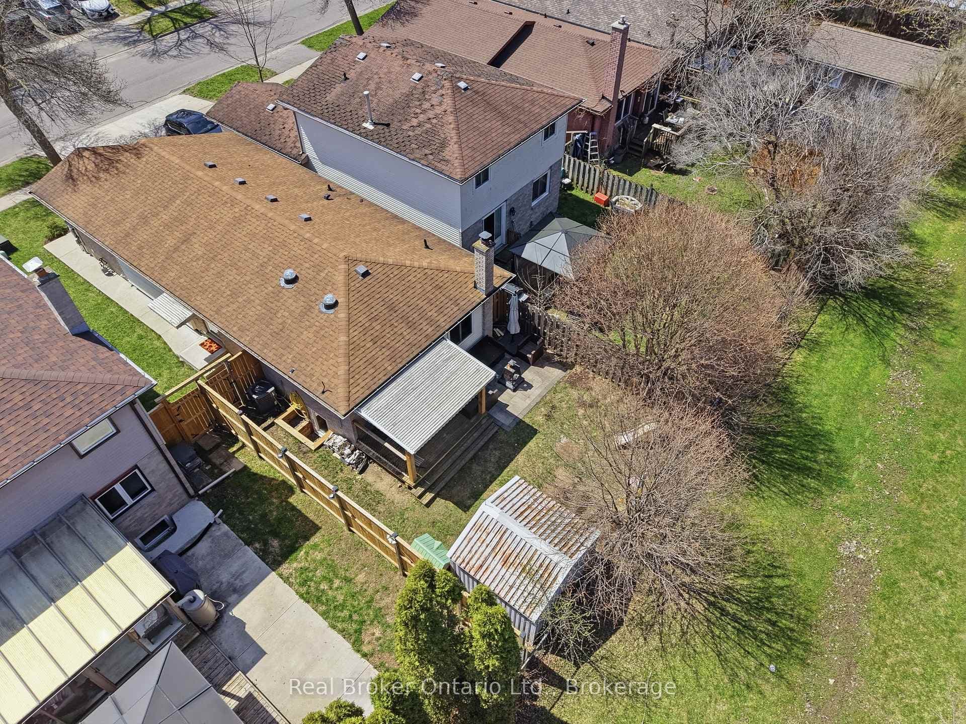 58 Leacock Avenue photo 40