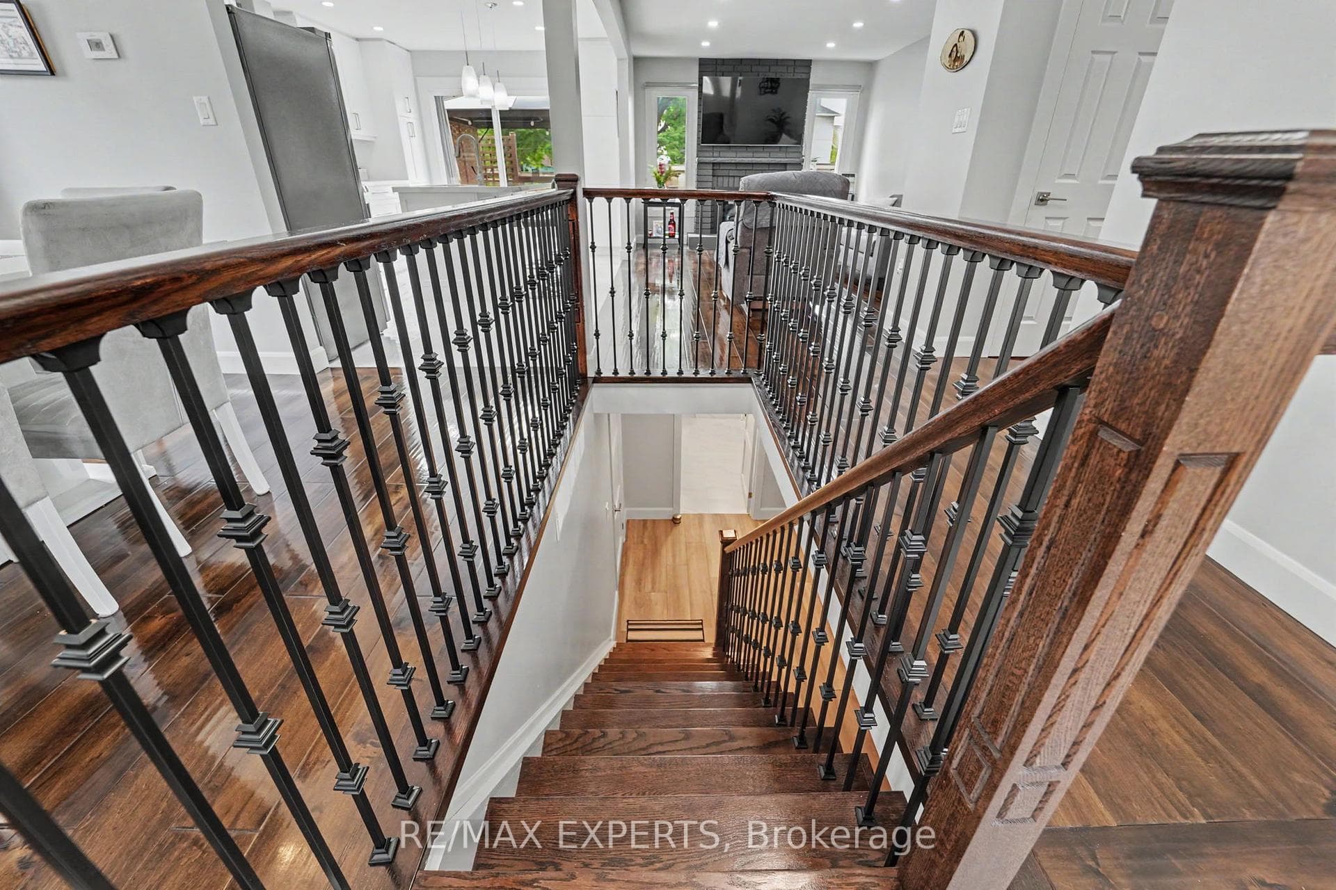 4 Willis Drive photo 24