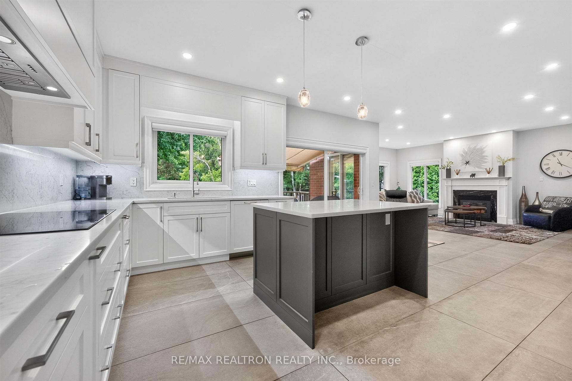 7 Maplehyrn Avenue photo 18