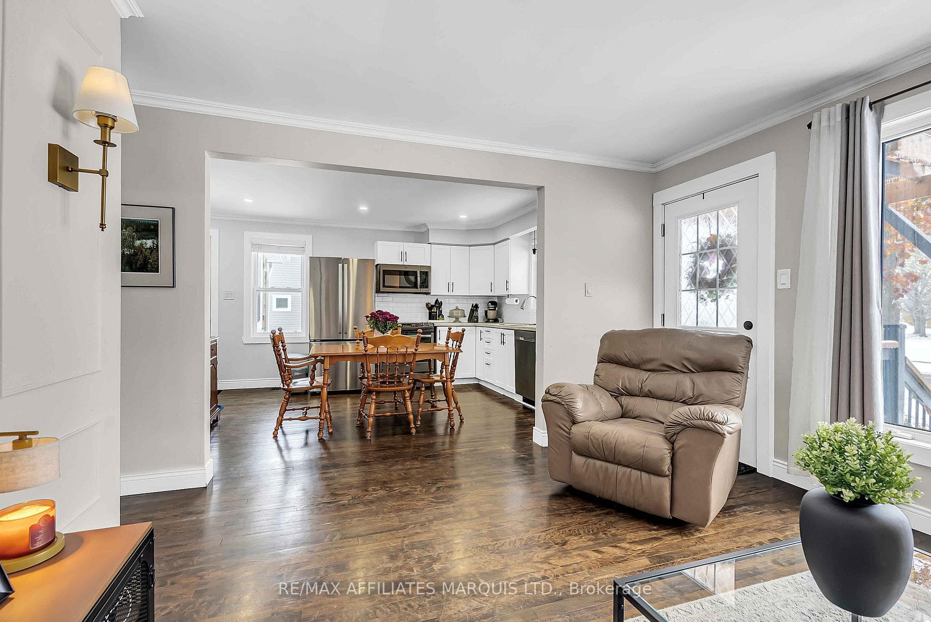 24 Bethune Avenue photo 15