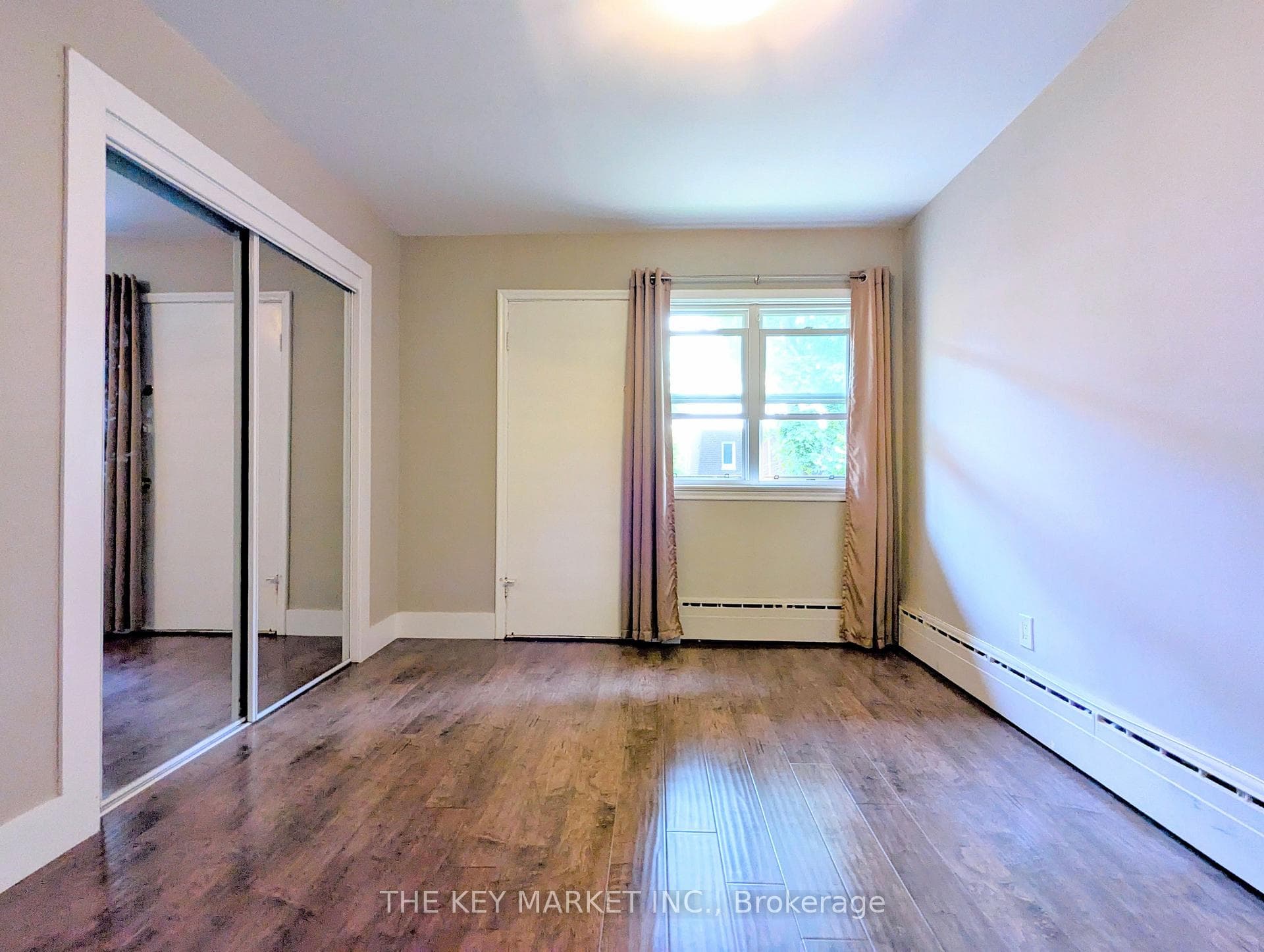 211 St Clements Avenue Unit 2 photo 14