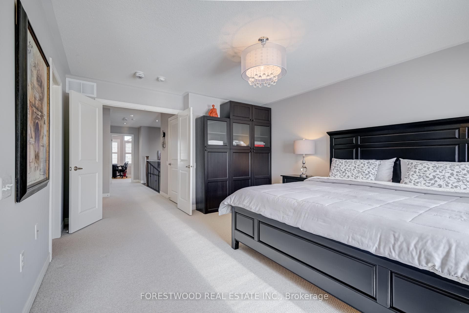 8 Meadowcreek Road photo 23