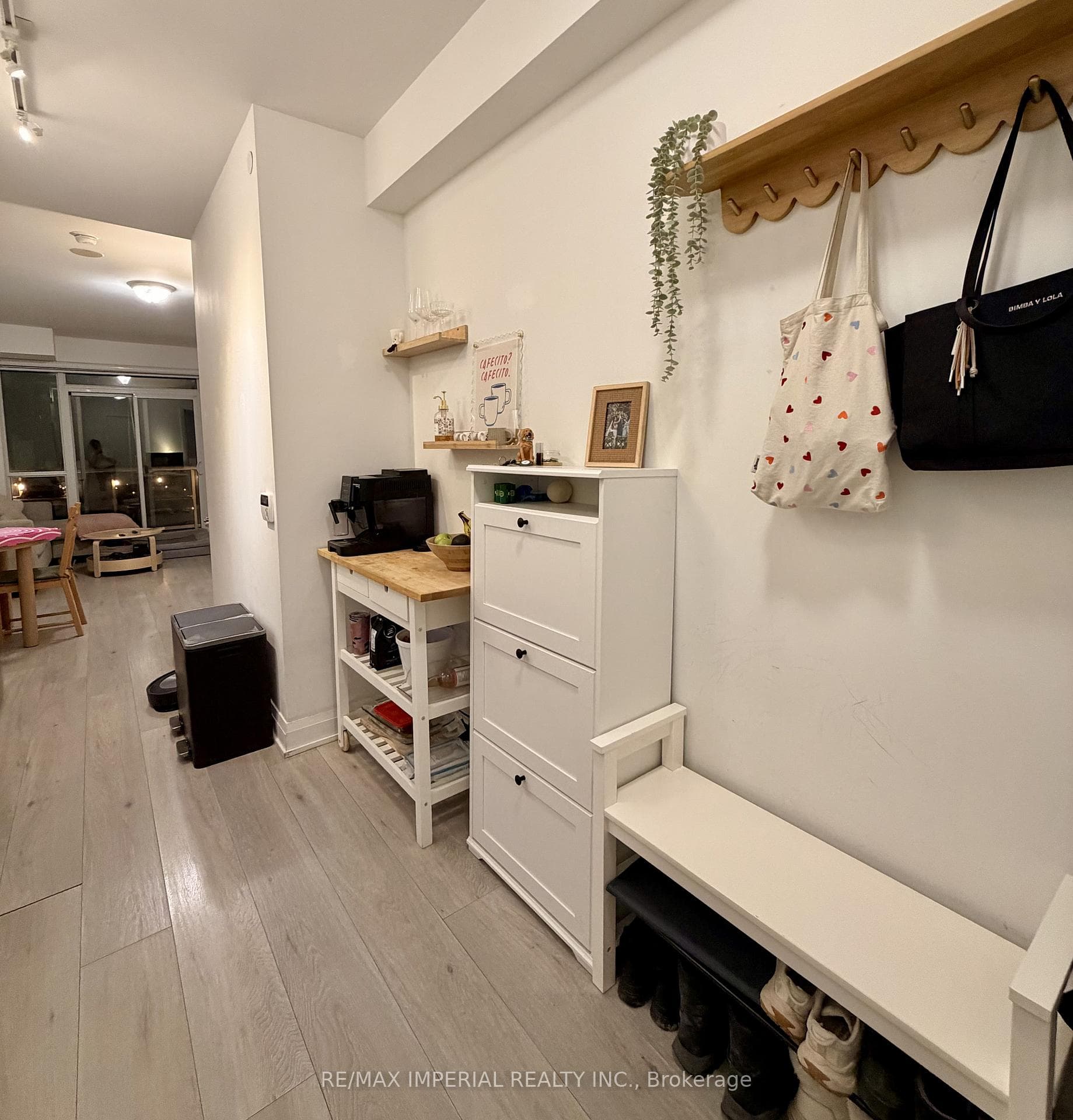 110 Marine Parade Drive Unit 413 photo 4