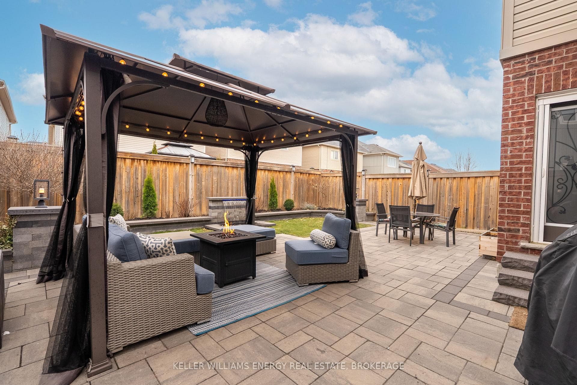 196 Kenneth Cole Drive photo 41