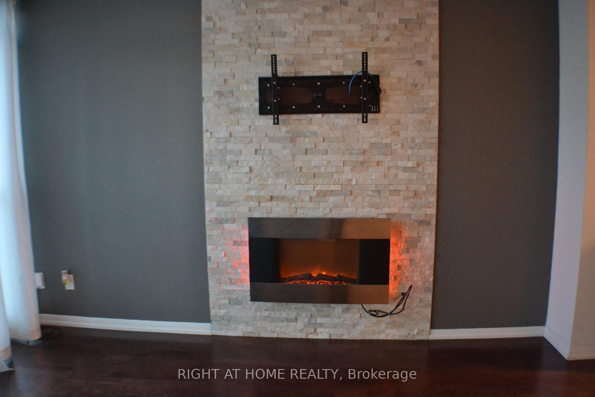 209 Fort York Boulevard Unit 1161 photo 8