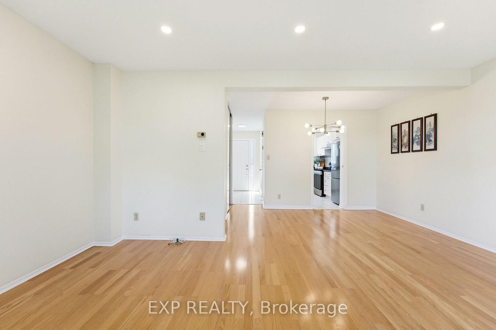 10 Fieldgate Drive Unit A photo 16