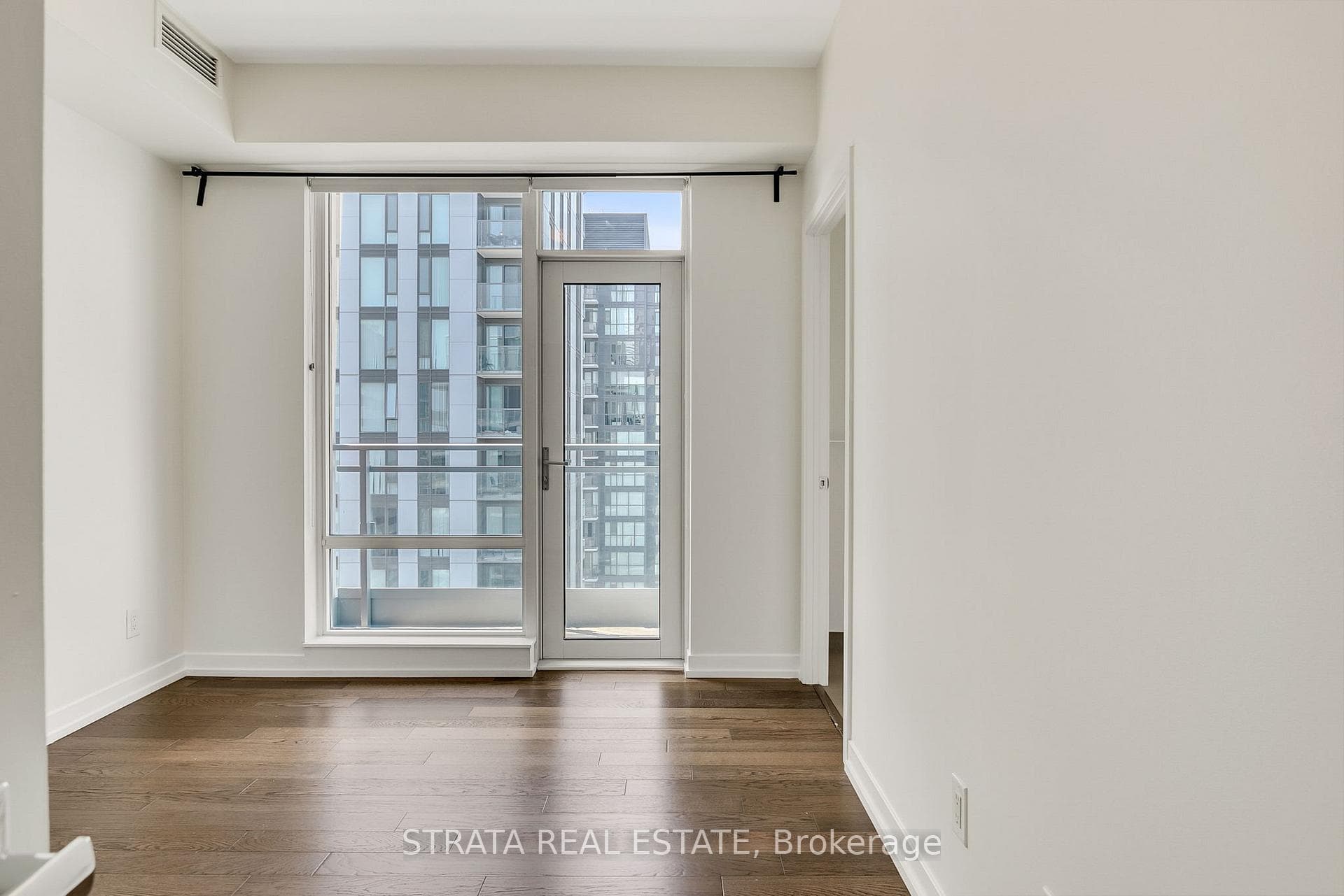 21 Widmer Avenue Unit 4202 photo 16