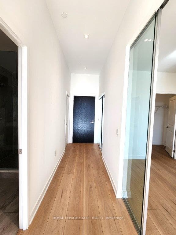 2007 James Street Unit 411 photo 13
