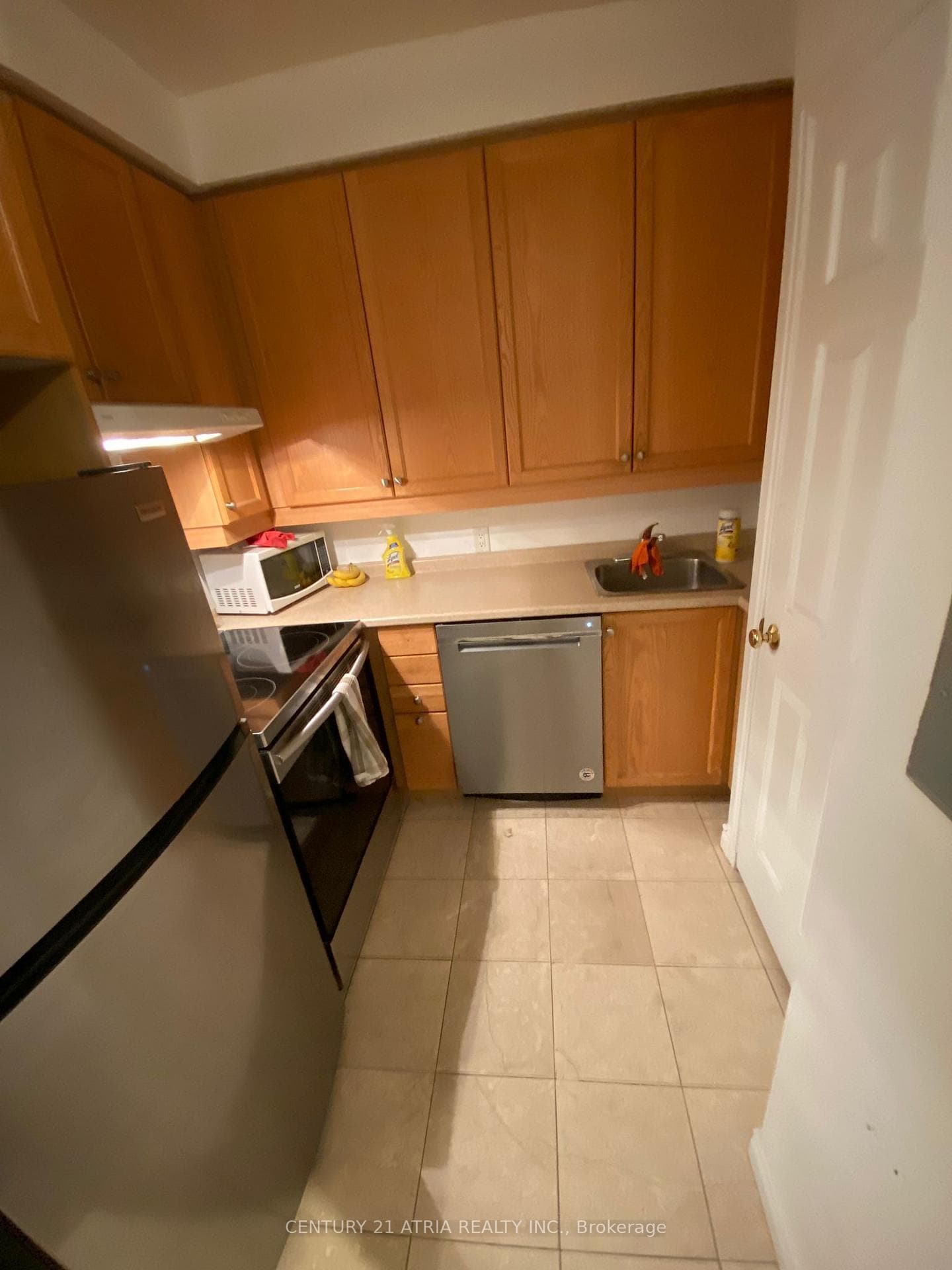 55 Bloor Street Unit 1606 photo 8