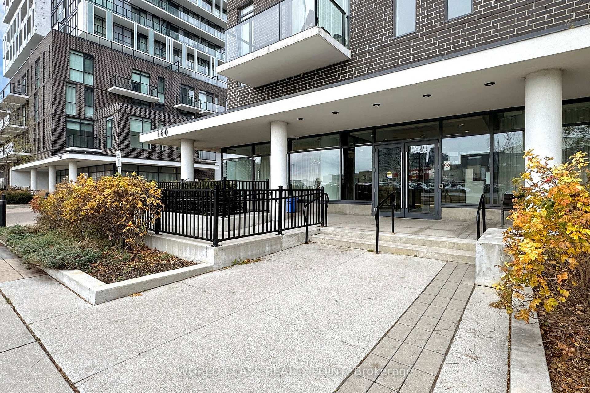 150 Fairview Mall Drive Unit 611 photo 2