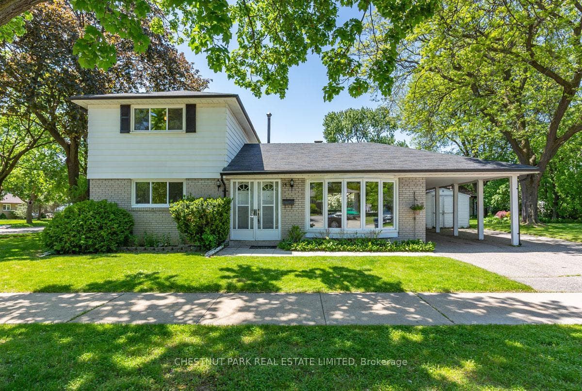 14 Vanderbrent Crescent photo 1