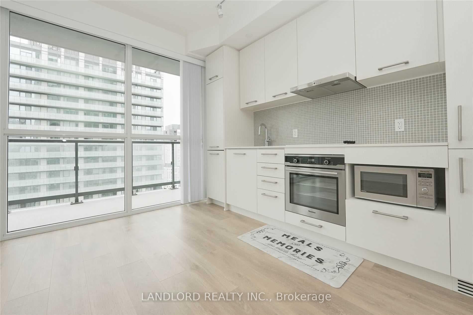 87 Peter Street Unit 3507 photo 10