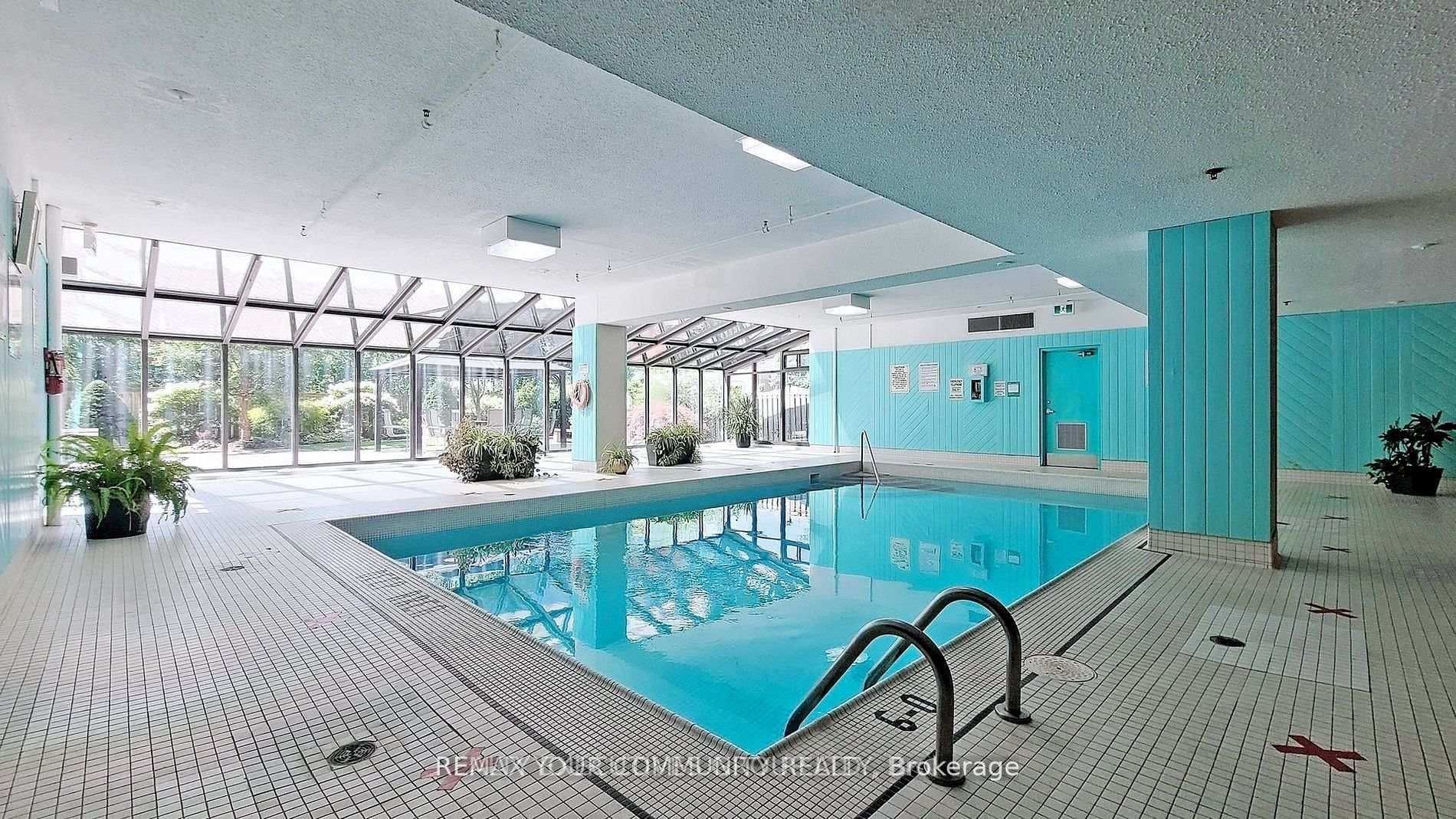 8111 Yonge Street Unit 901 photo 34