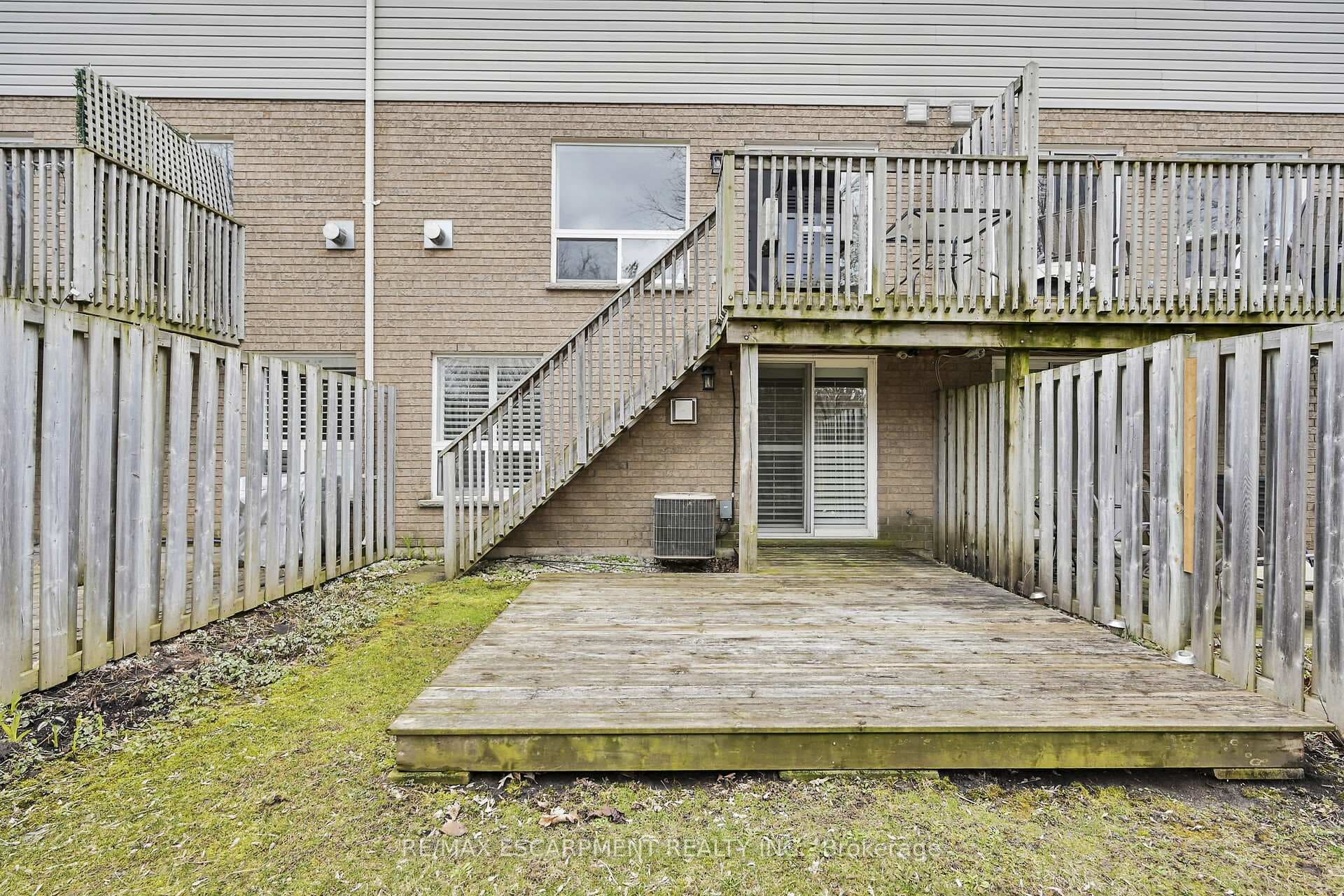 2151 Walkers Line Unit 10 photo 37