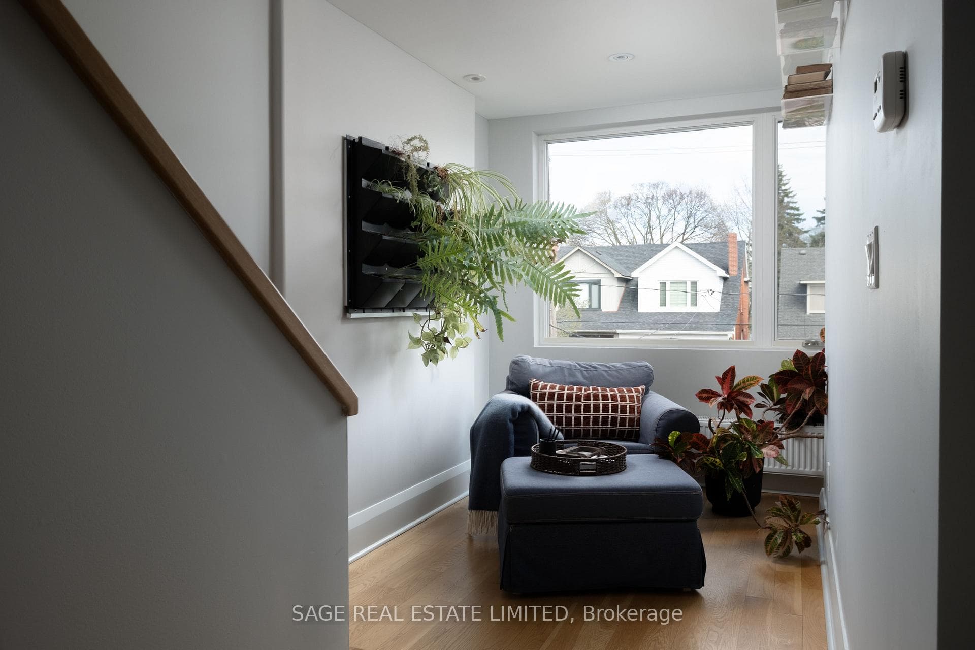 127 Browning Avenue photo 23