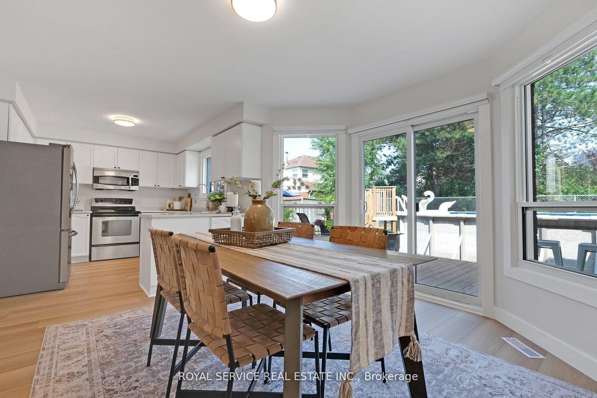 16 Resnik Drive photo 11