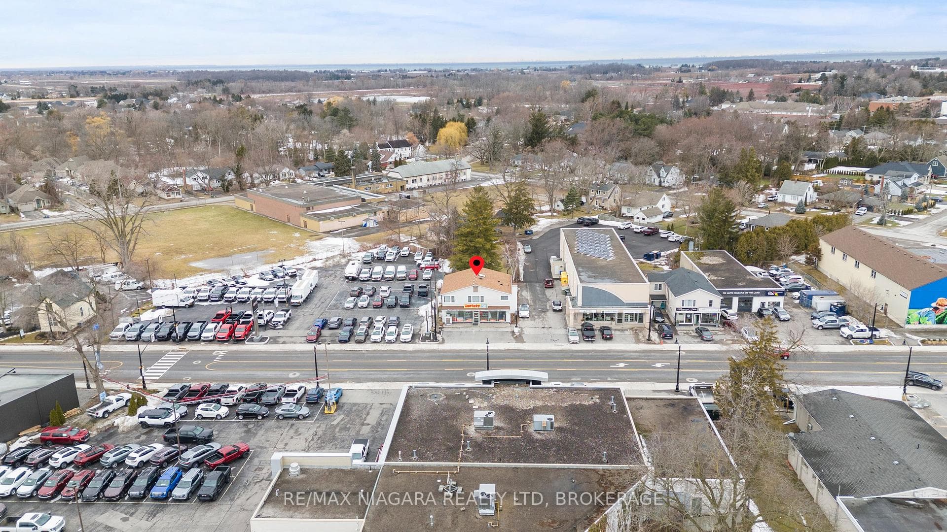 1530 NIAGARA STONE Road photo 17