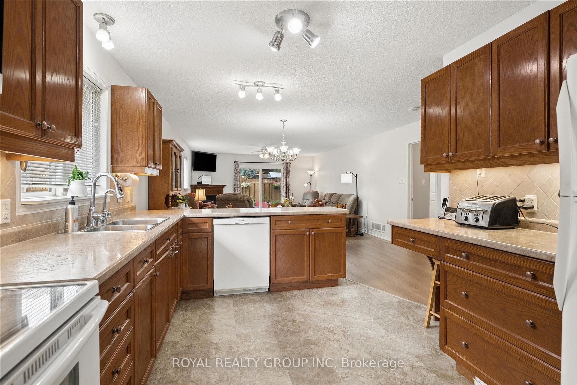 244 Fallowfield Drive photo 14