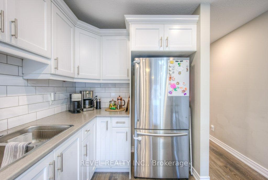 77 Windham Street photo 17