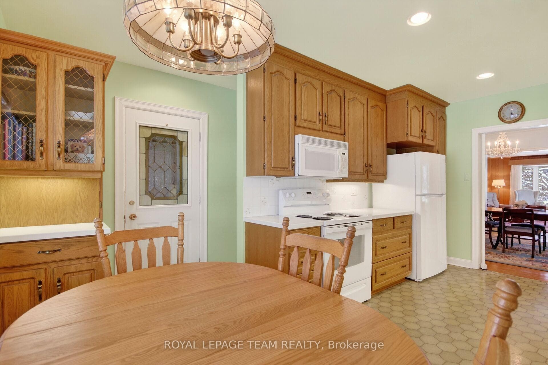 825 Killeen Avenue photo 12