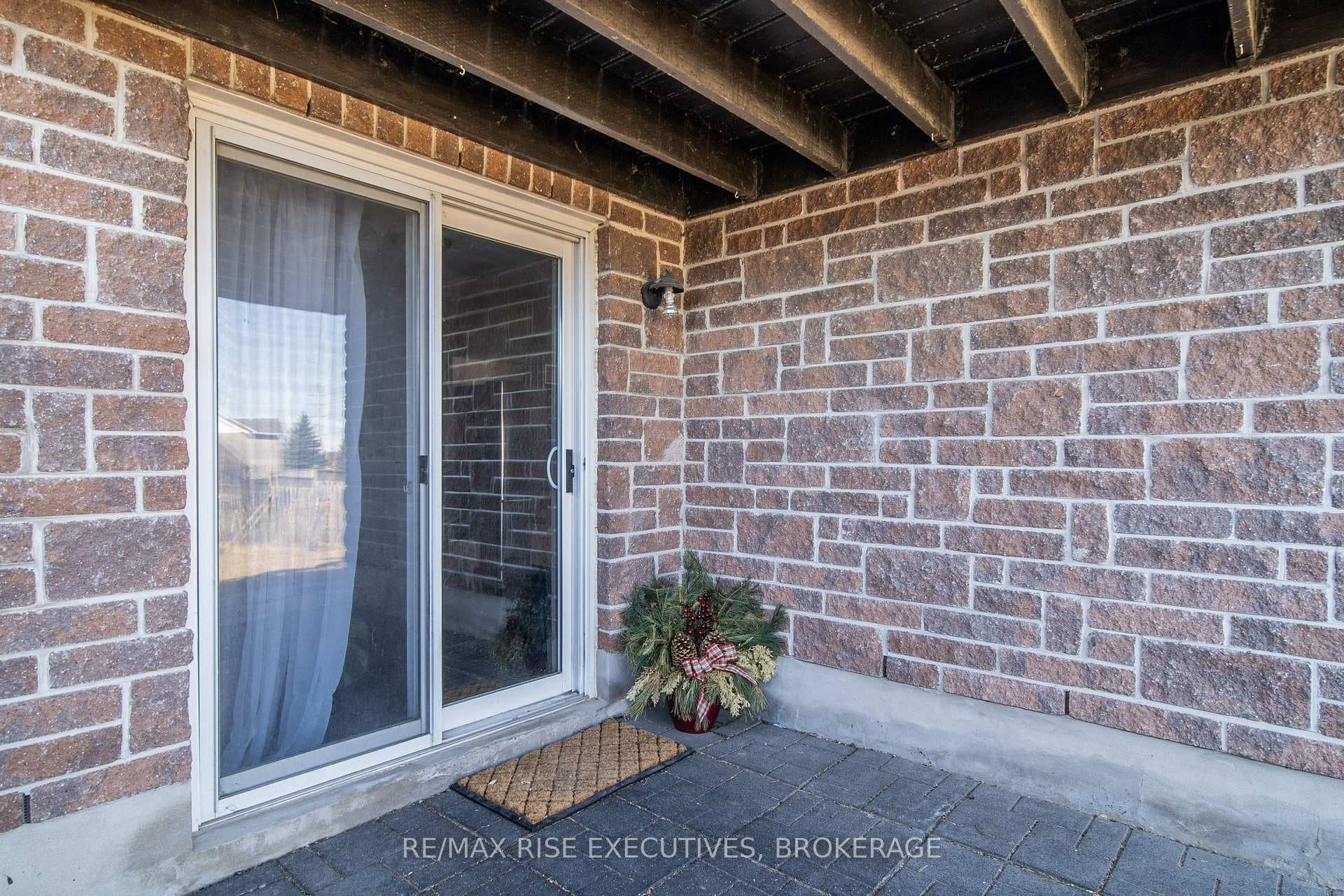1133 Wheathill Street photo 38