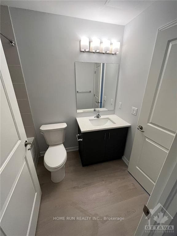 1350 HEMLOCK Road Unit 418 photo 9