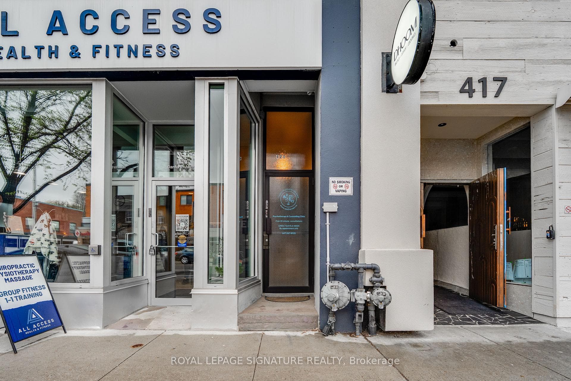 421 Danforth Avenue Unit 2 photo 14