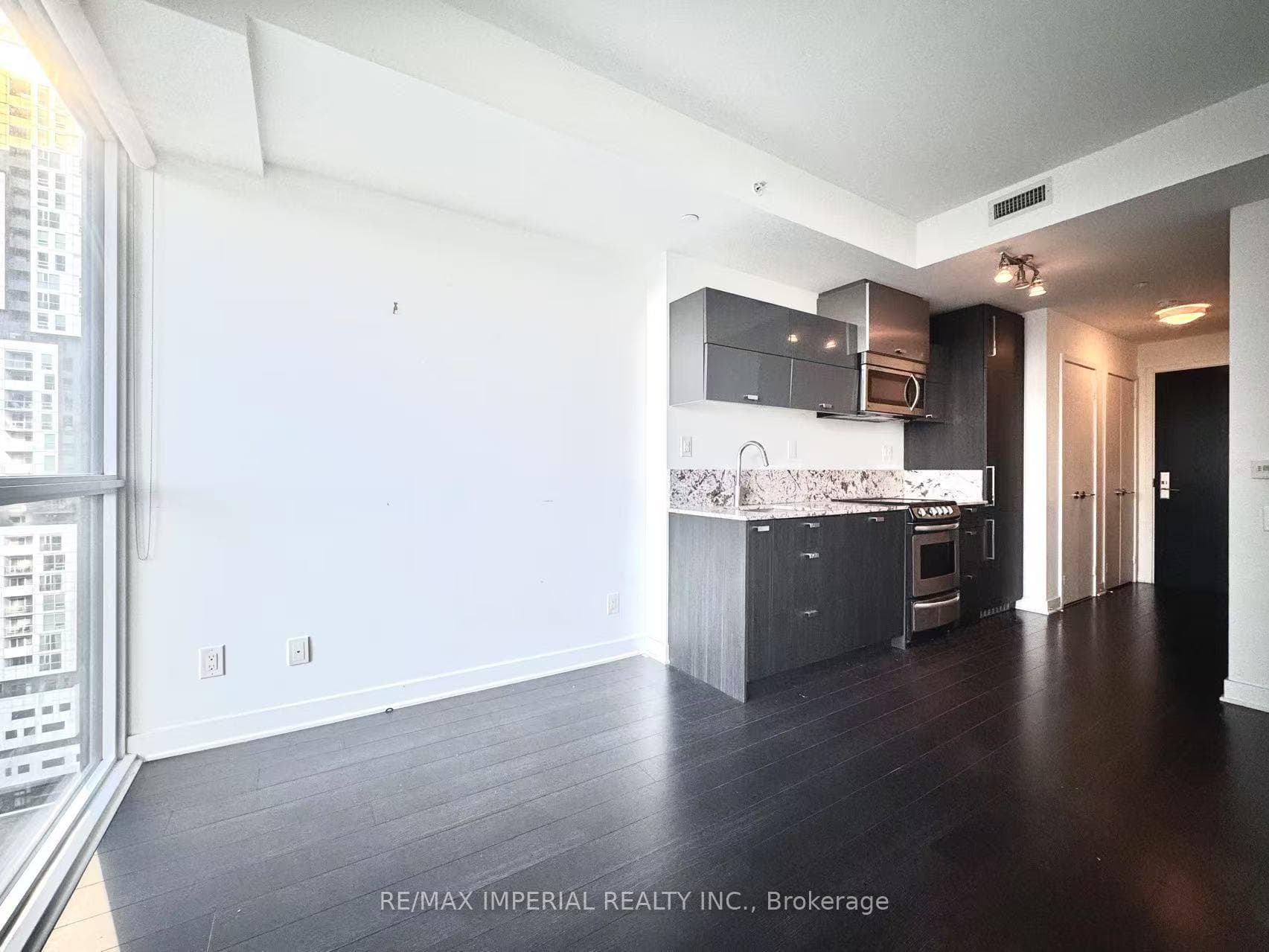 290 Adelaide Street Unit 2103 photo 7