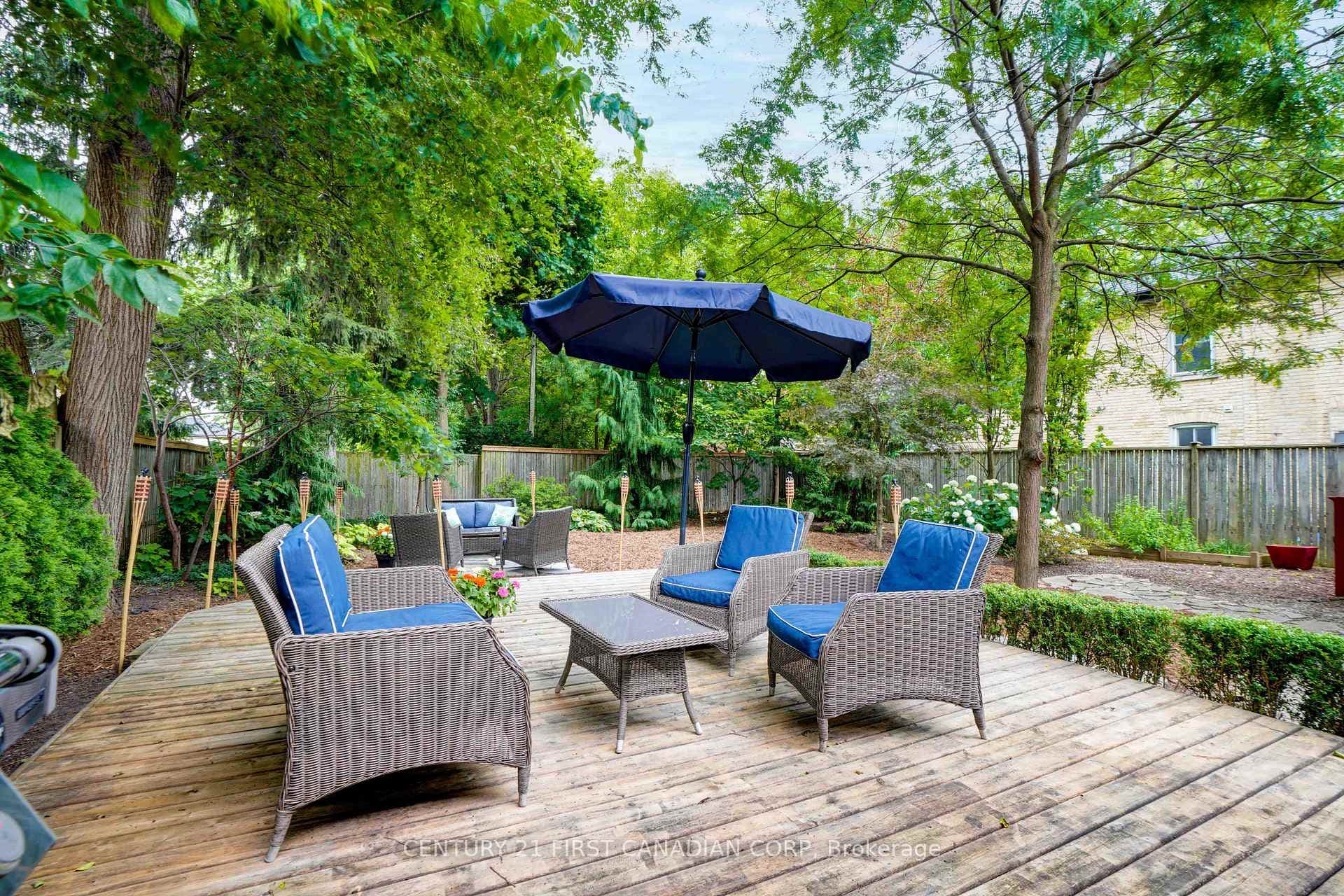 486 Princess Avenue photo 35