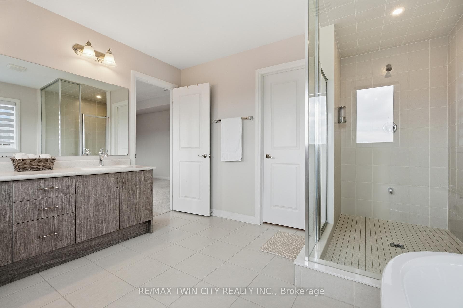 43 Blackburn Street photo 37