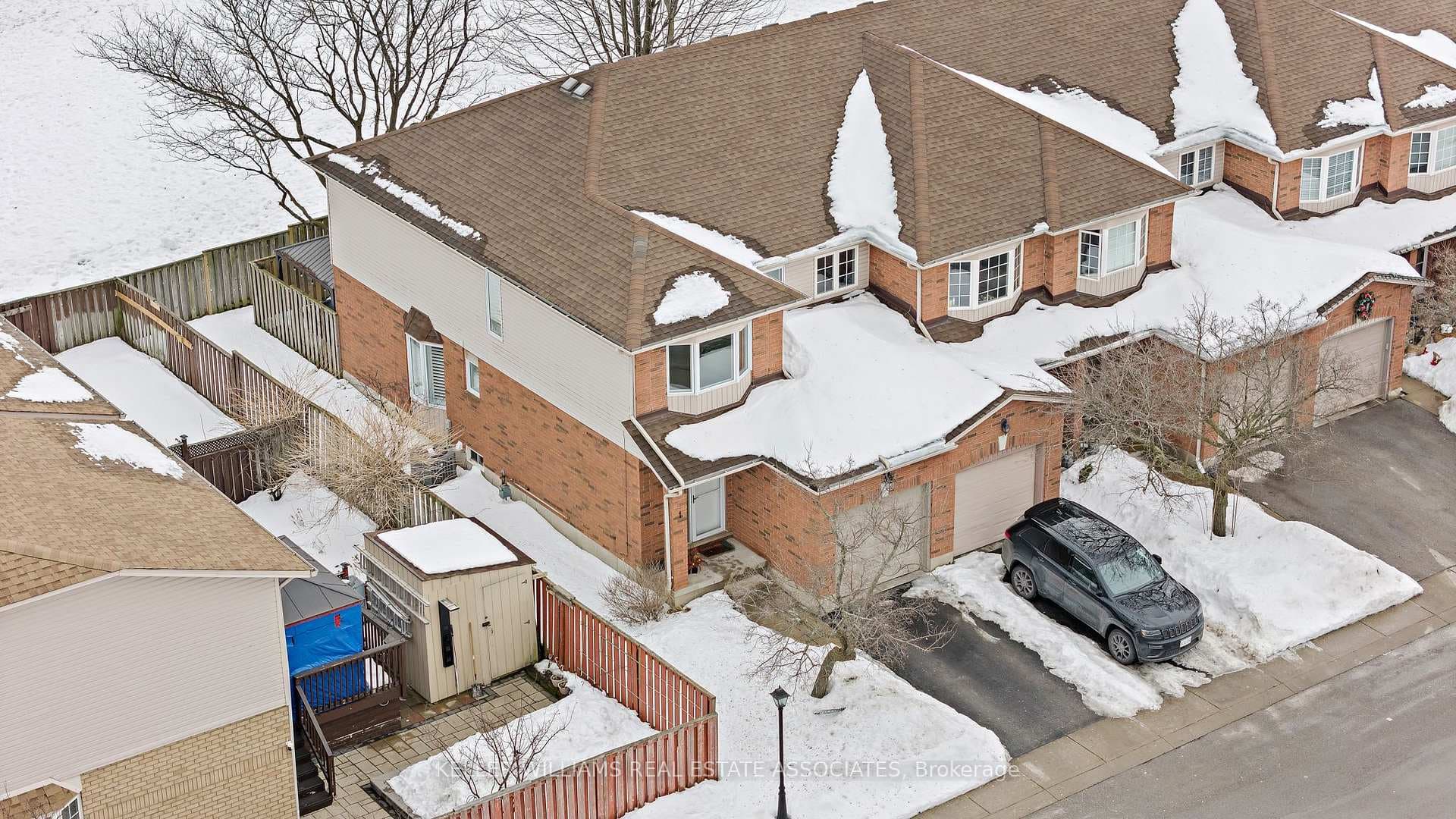 171 Highbury Drive Unit 1 photo 34