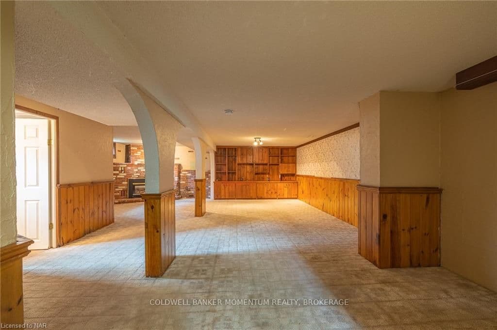 2 LAKEVIEW Avenue photo 18