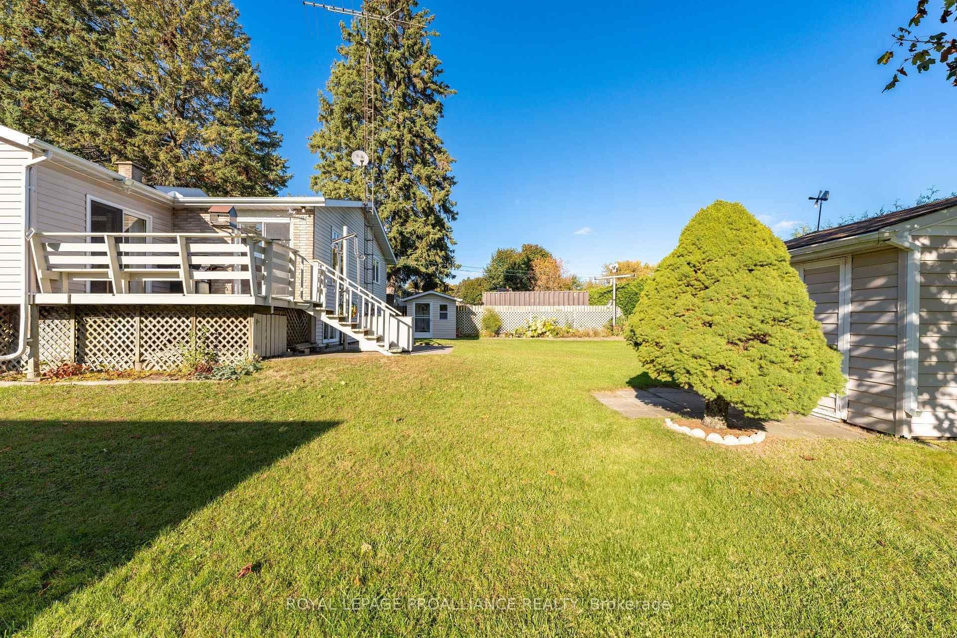 30 Carleton Boulevard photo 10