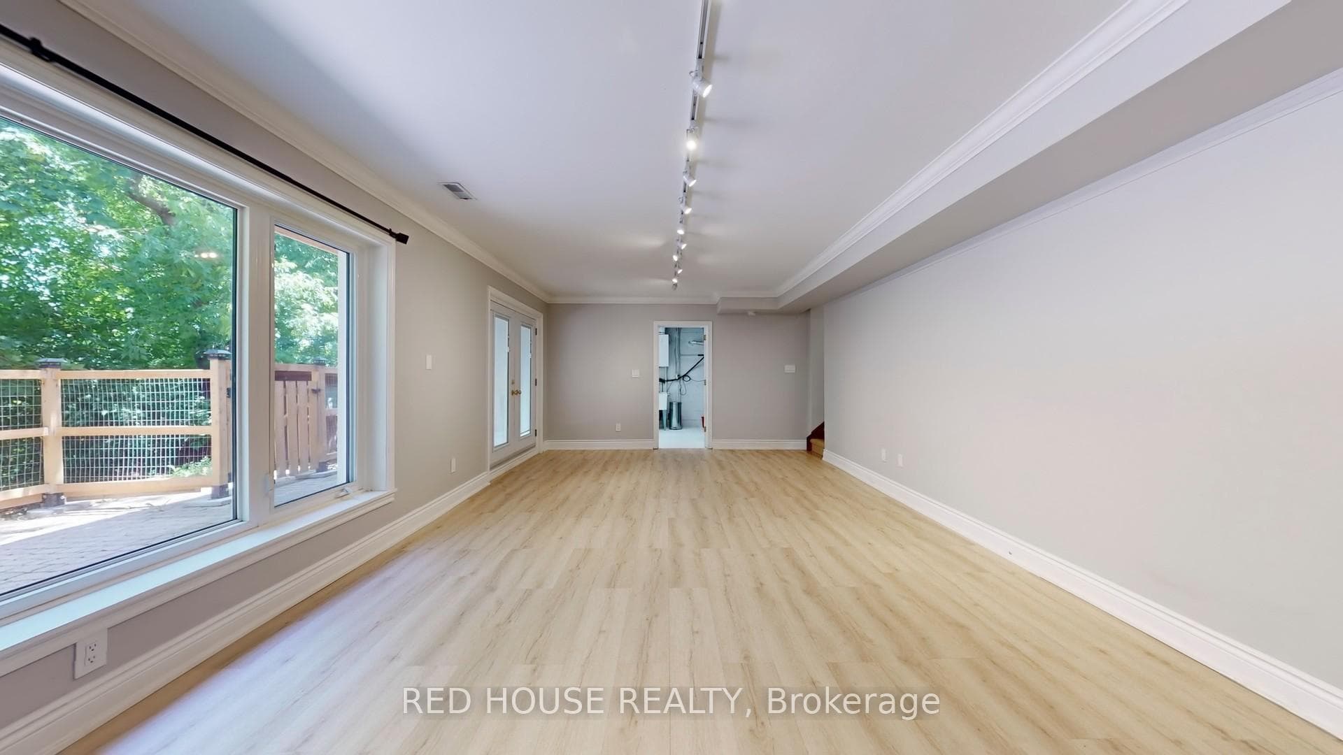 64 Barkwin Avenue photo 31